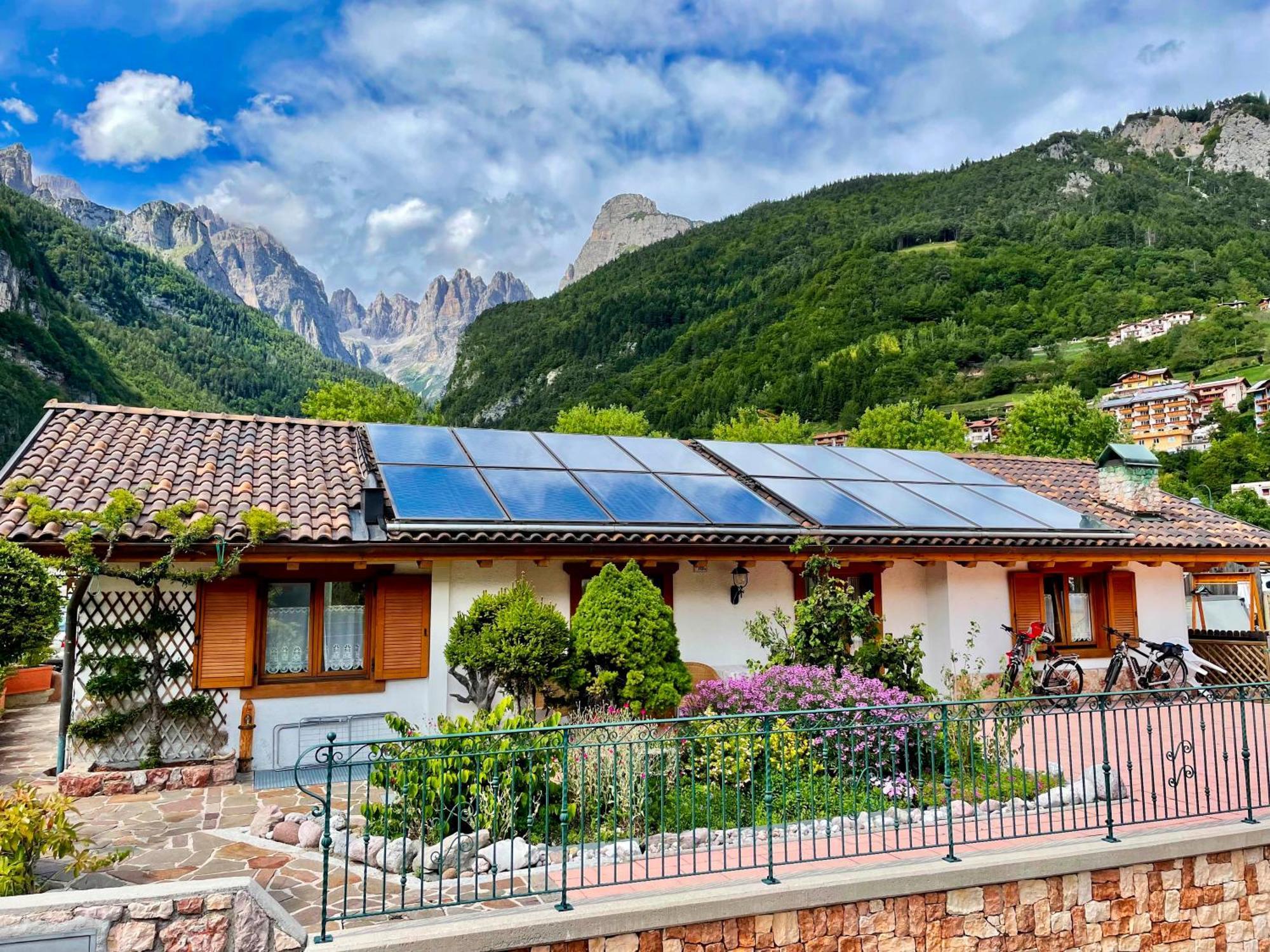 Chalet Al Lago Molveno Eksteriør bilde
